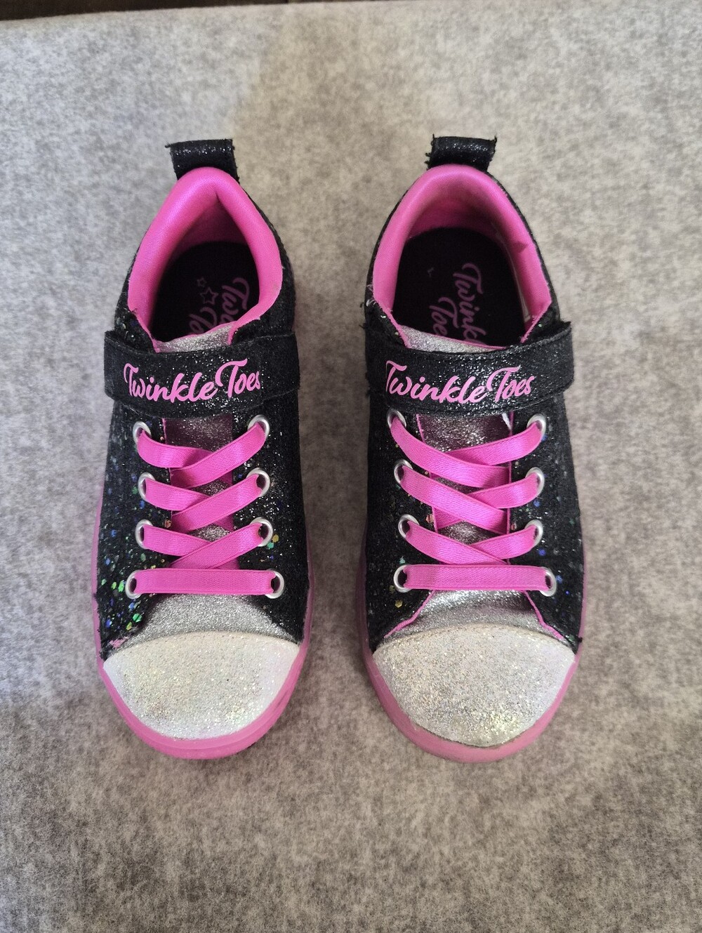 Kids Glitter Black & Pink Light-Up Sneakers Sketchers